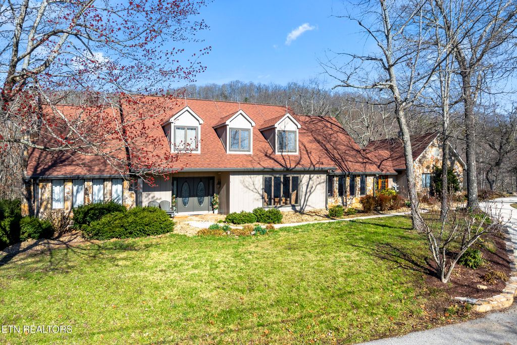 Photo of 111 Deer Haven Court, Harriman, TN 37748 (MLS # 1293066)