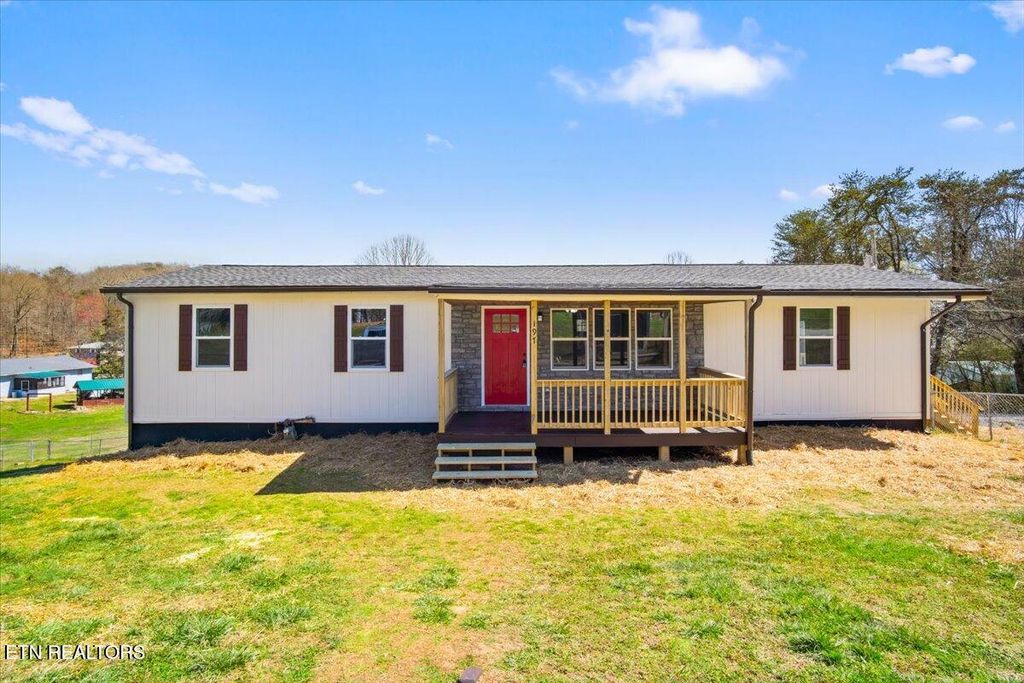 Photo of 197 Balboa Drive, Rockwood, TN 37854 (MLS # 1294347)