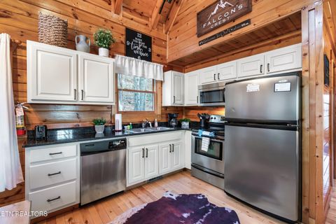 Tiny photo for 1910 Orchard Drive, Sevierville, TN 37876 (MLS # 1341049)