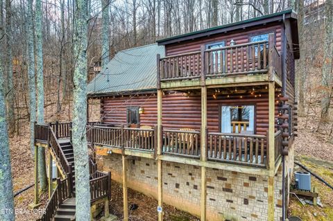 Tiny photo for 1910 Orchard Drive, Sevierville, TN 37876 (MLS # 1341049)
