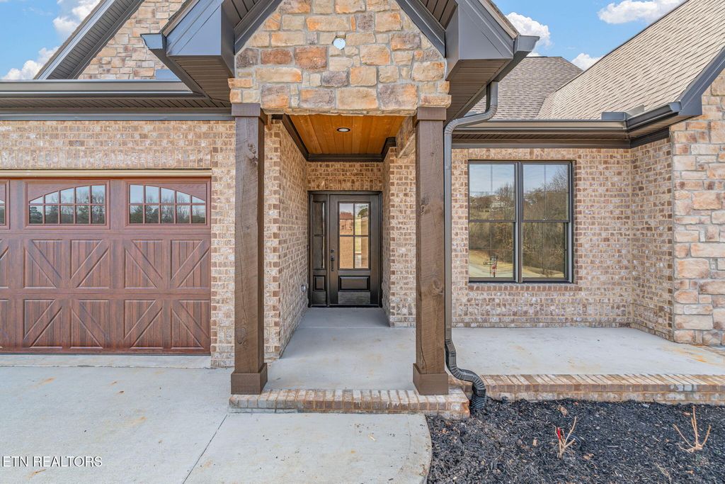 Photo of 200 Goldcrest Drive, Vonore, TN 37885 (MLS # 1329576)