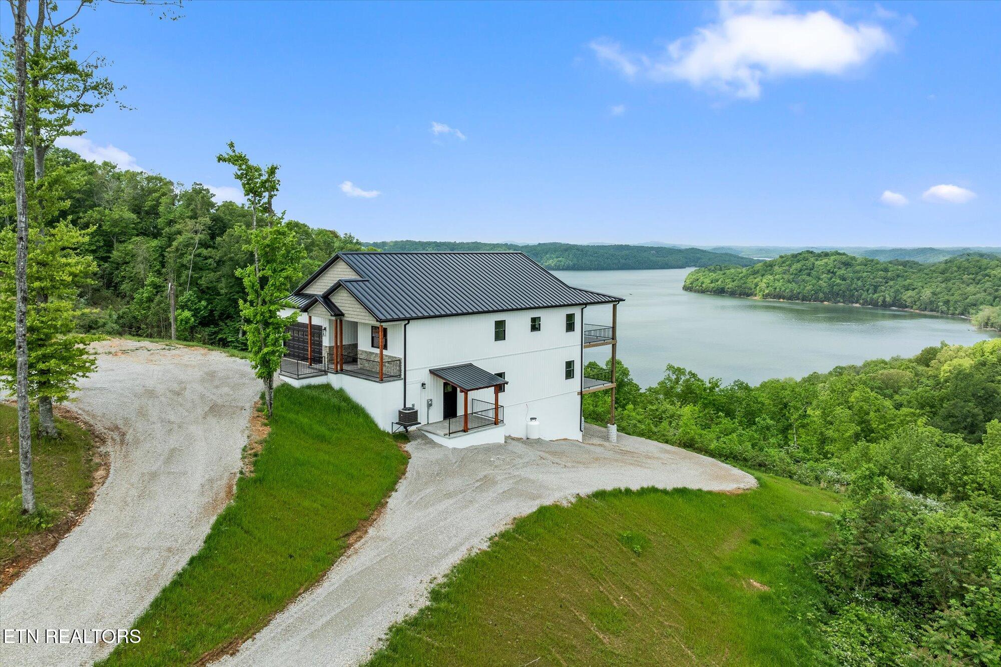 448 Taylor Rd