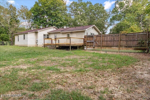 Tiny photo for 139 County Road 532, Etowah, TN 37331 (MLS # 1358420)
