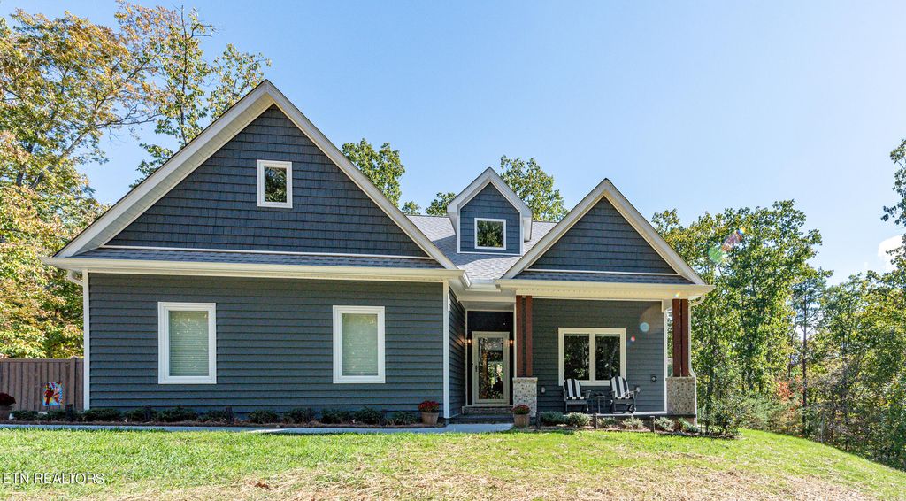 Photo of 9133 Lynnwood Lane, Rockford, TN 37853 (MLS # 1242868)