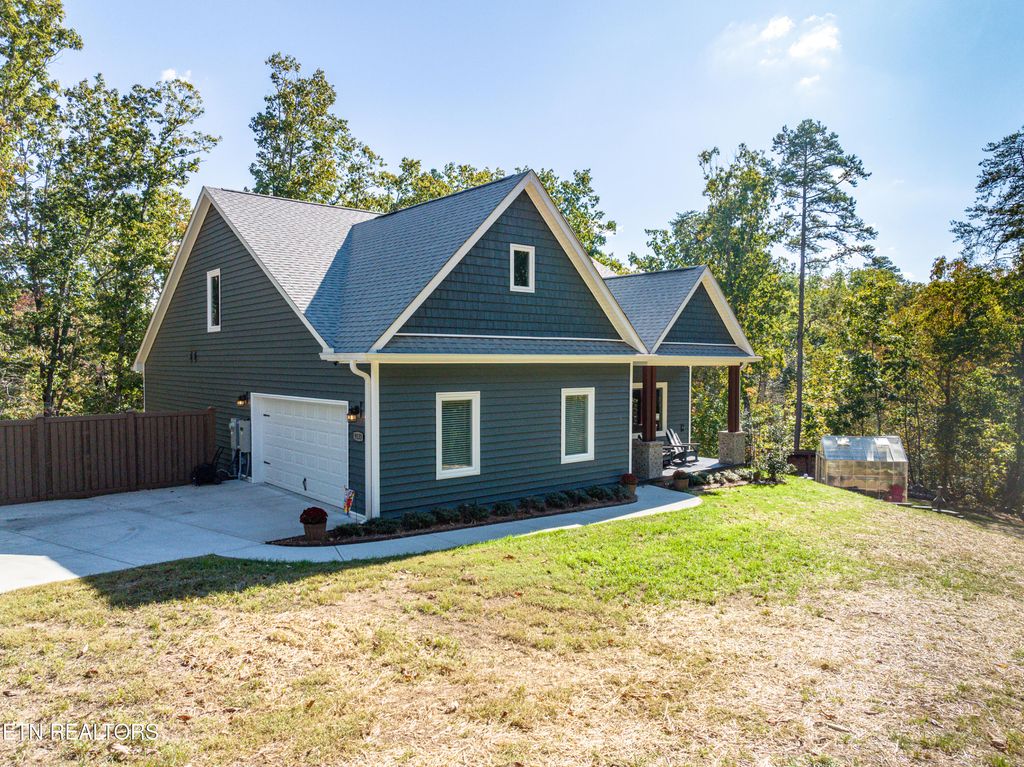 Photo of 9133 Lynnwood Lane, Rockford, TN 37853 (MLS # 1242868)