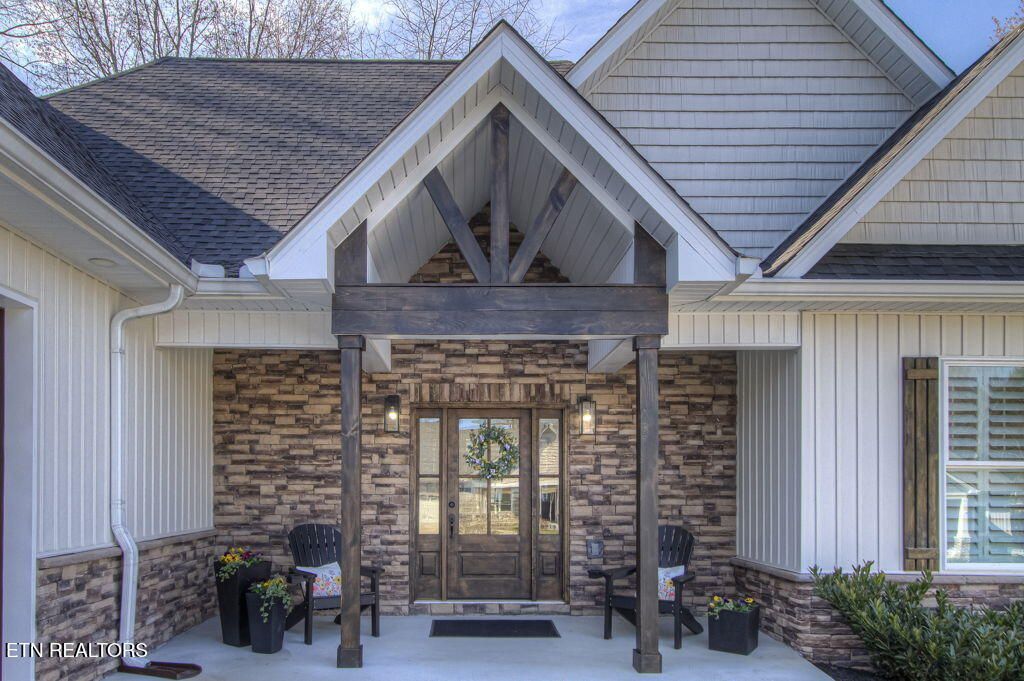 Photo of 183 Saloli Way, Loudon, TN 37774 (MLS # 1332216)