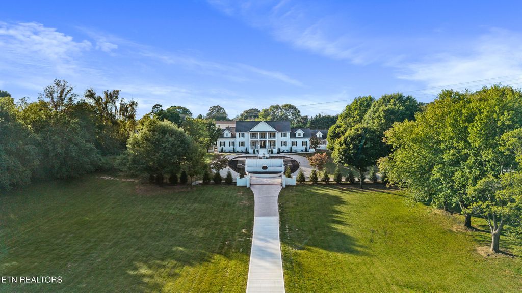 Photo of 8421 Pedigo Rd, Powell, TN 37849 (MLS # 1316266)