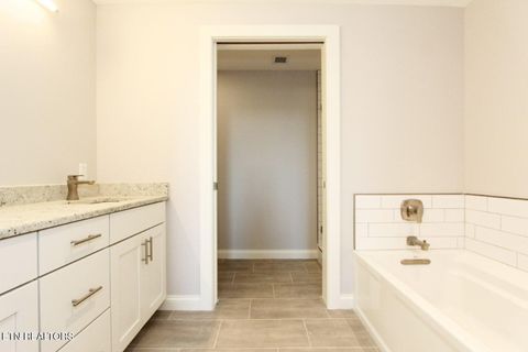 Tiny photo for 115 Willow Ave #200, Knoxville, TN 37915 (MLS # 1327578)