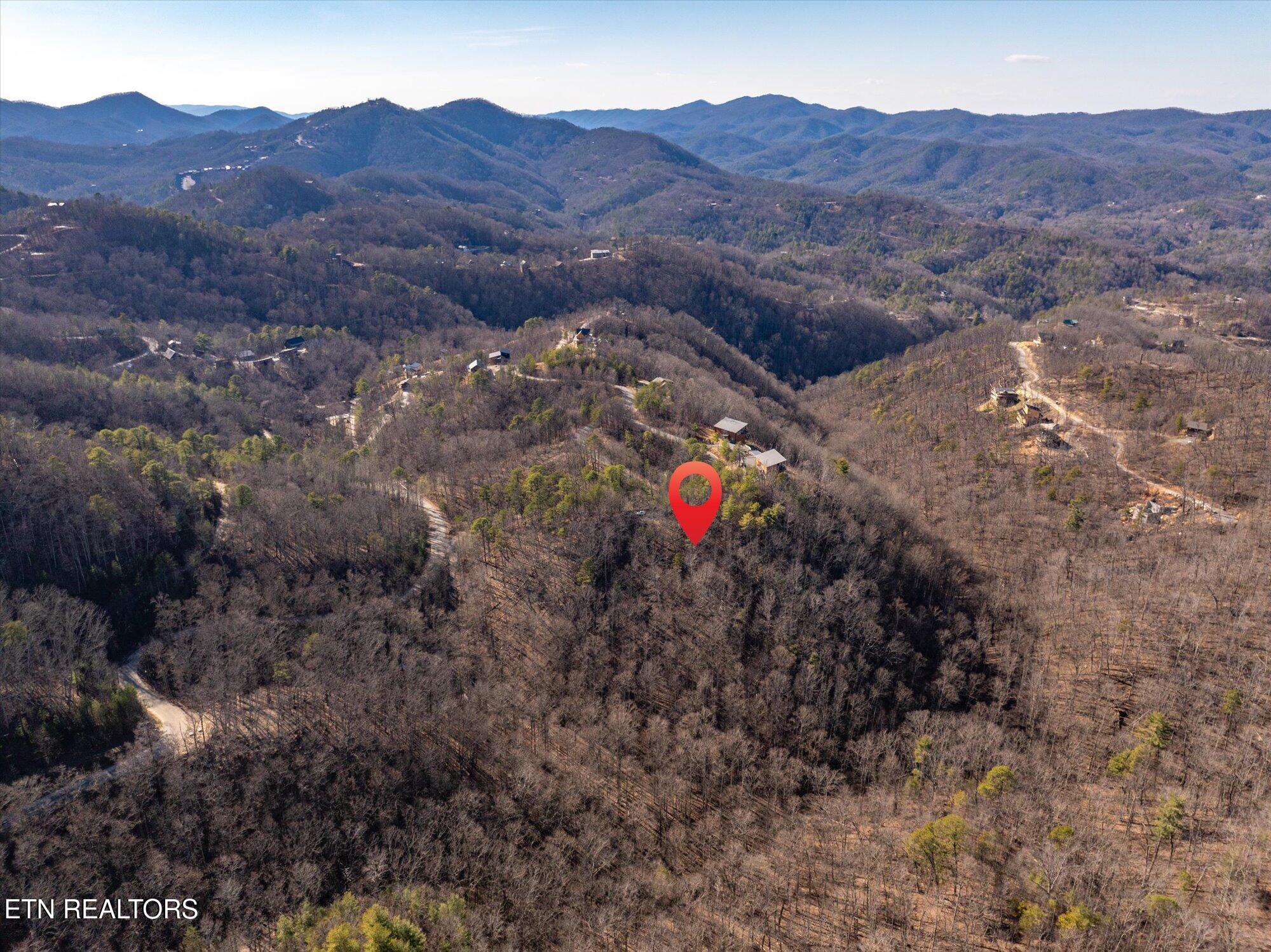 7 Lots Gold leaf Estates