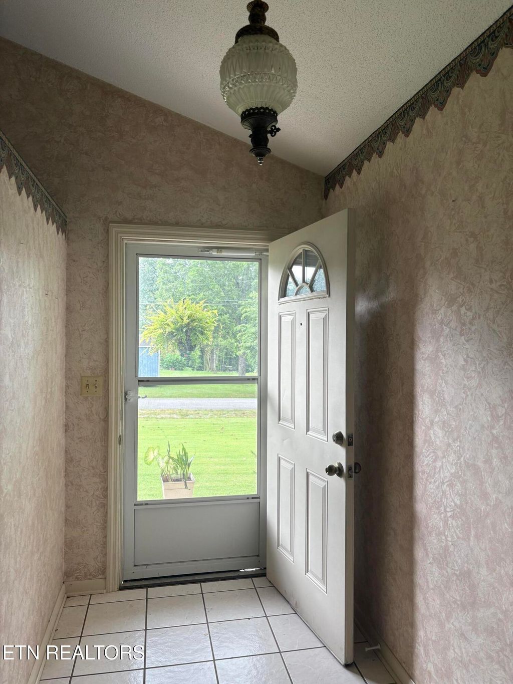 Photo of 123 Stiles Lane, Kingston, TN 37763 (MLS # 1308136)