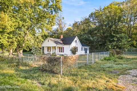 Tiny photo for 2468 Hartford Rd, Cosby, TN 37722 (MLS # 1360103)