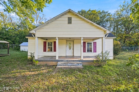 Photo of 2468 Hartford Rd, Cosby, TN 37722 (MLS # 1360103)