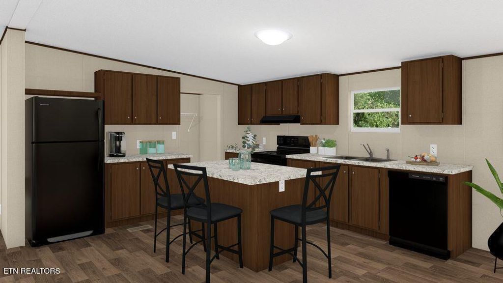 Photo of 18 Laura Boling Loop Rd, Strawberry Plains, TN 37871 (MLS # 1324137)