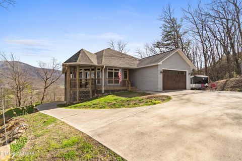 Photo of 2932 Mockingbird Way, Sevierville, TN 37862 (MLS # 1333396)