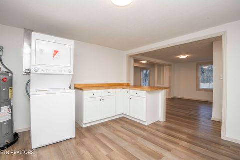 Tiny photo for 299 Big Mountain Hollow Rd, Oliver Springs, TN 37840 (MLS # 1324408)