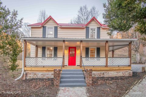 Photo of 299 Big Mountain Hollow Rd, Oliver Springs, TN 37840 (MLS # 1324408)