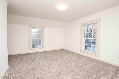 Tiny photo for 299 Big Mountain Hollow Rd, Oliver Springs, TN 37840 (MLS # 1324408)