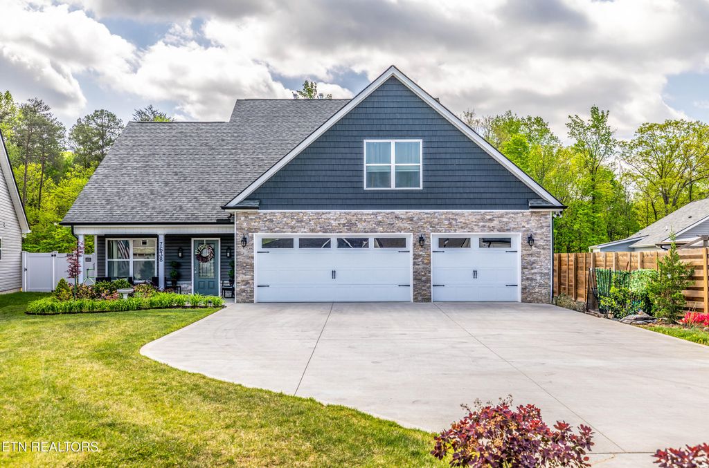 Photo of 7638 Bailey Landing Lane, Knoxville, TN 37931 (MLS # 1336769)