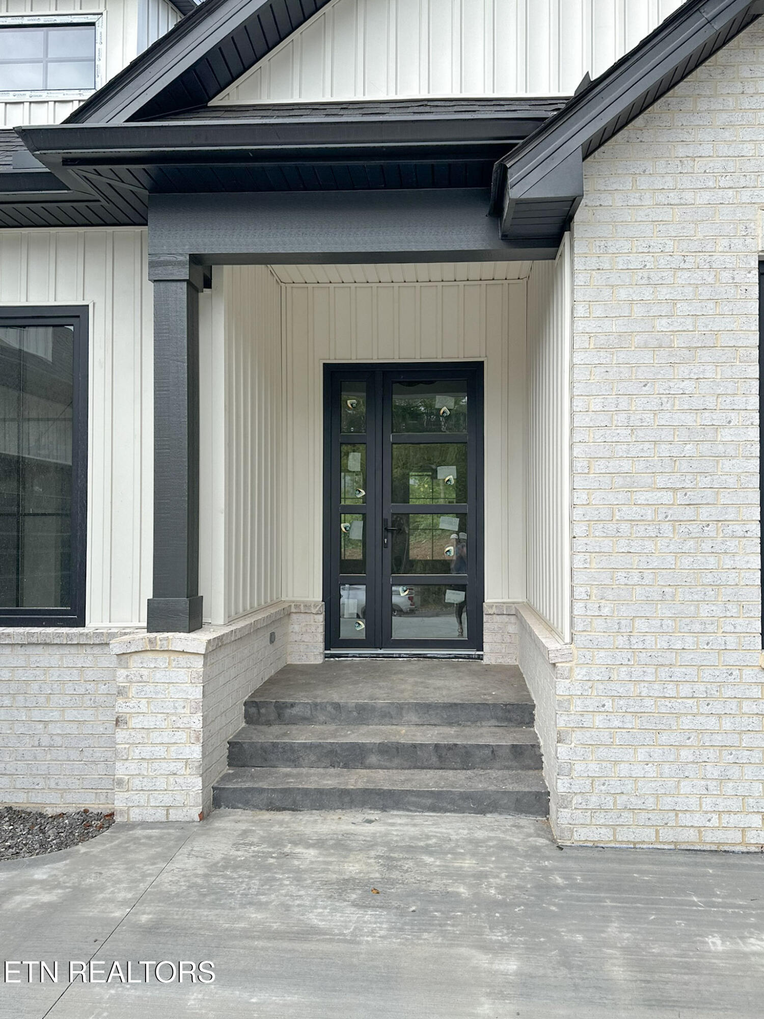 127 Konawa Way
