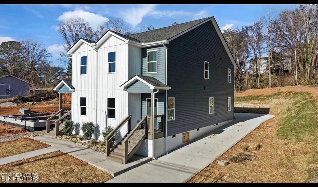 Photo of 3429 Garden Drive, Knoxville, TN 37918 (MLS # 1335537)