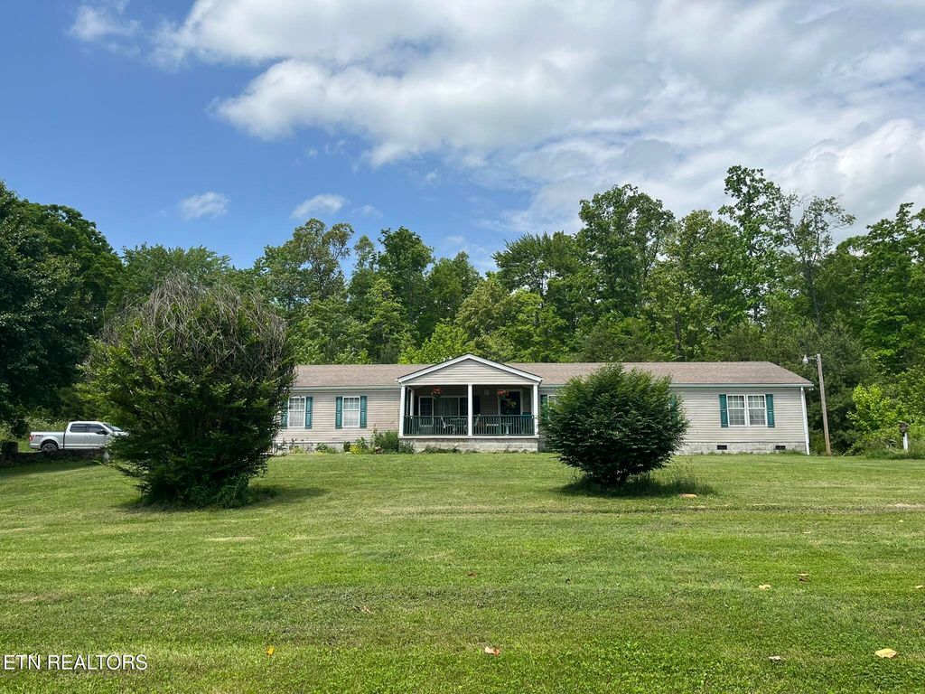 Photo of 130 New Light Circle, Winfield, TN 37892 (MLS # 1302037)
