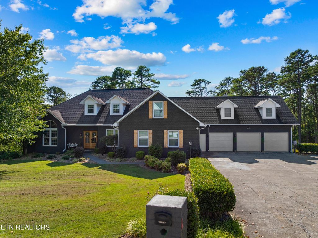 Photo of 1887 Lakebrook Circle, Dandridge, TN 37725 (MLS # 1312778)