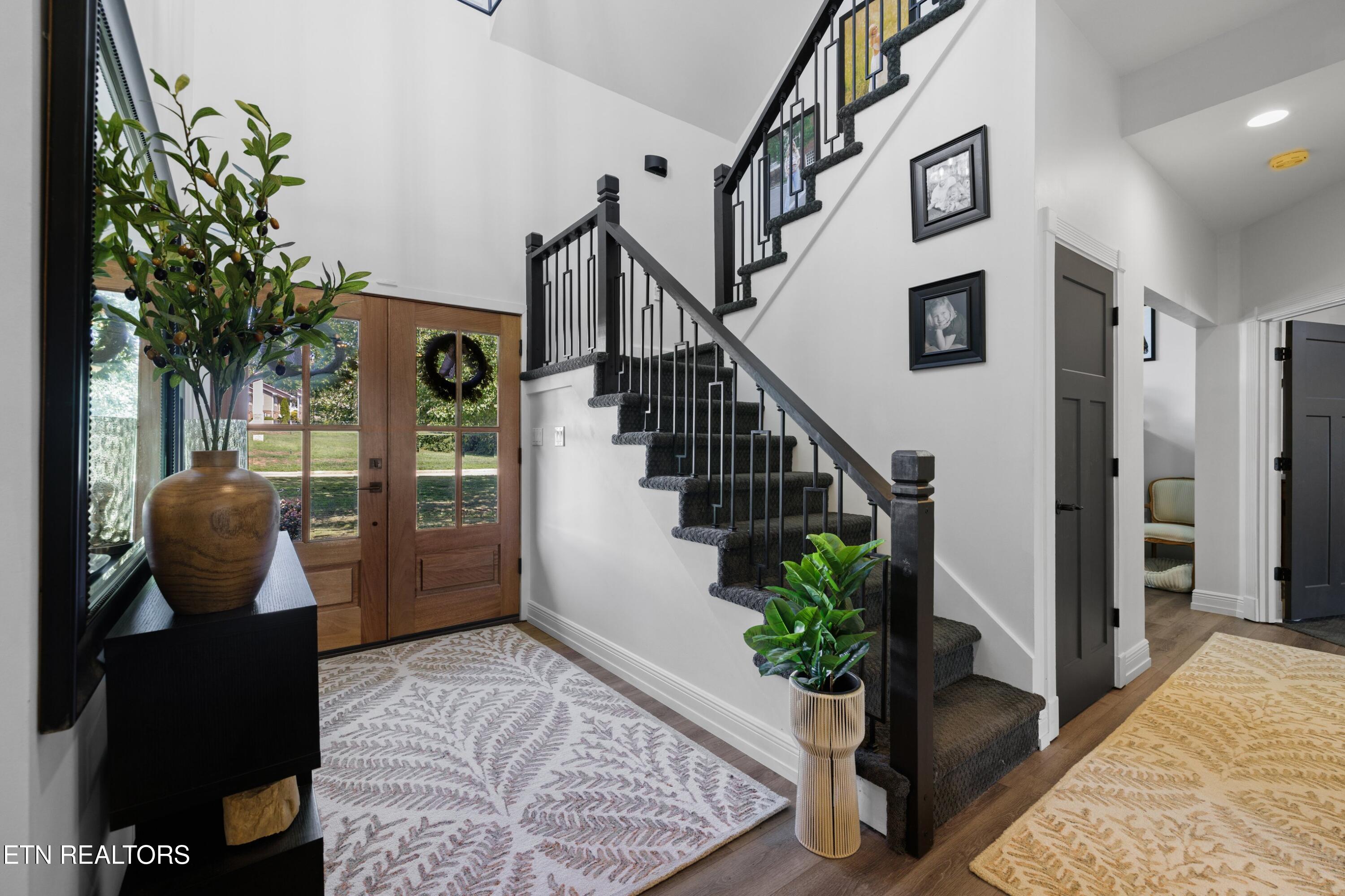 1887 Lakebrook Circle