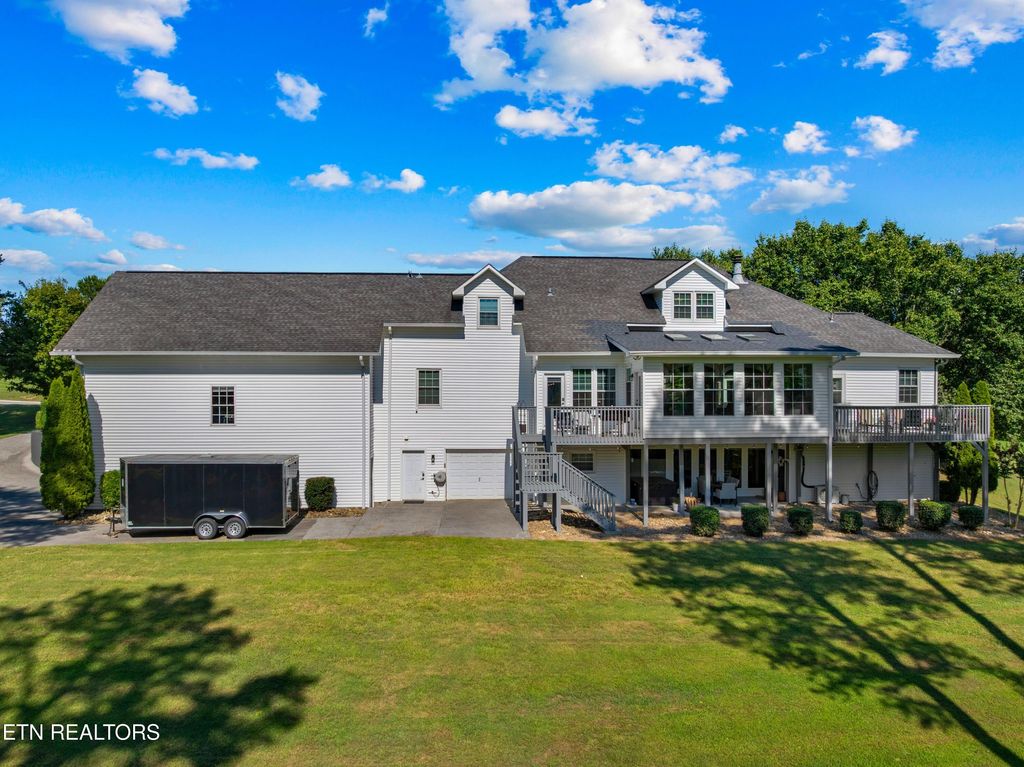 Photo of 1887 Lakebrook Circle, Dandridge, TN 37725 (MLS # 1312778)