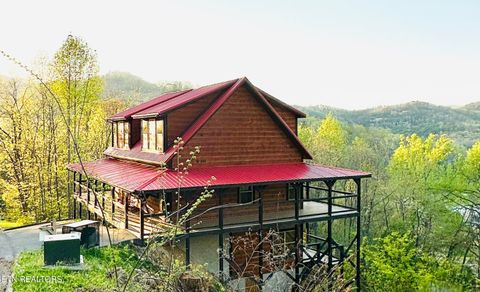 Photo of 3305 Red Wolfe Rd, Sevierville, TN 37862 (MLS # 1329474)