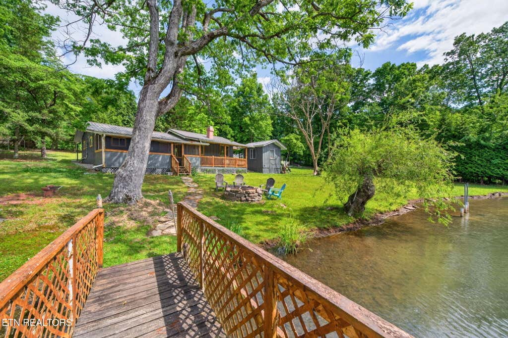 Photo of 50 Lake St, Crossville, TN 38572 (MLS # 1341908)