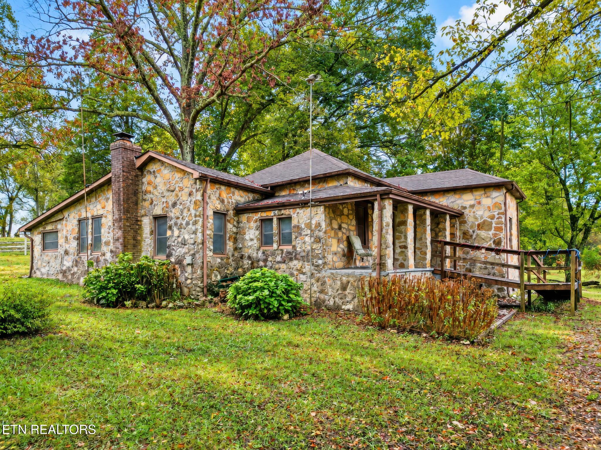 271 Heim Rd