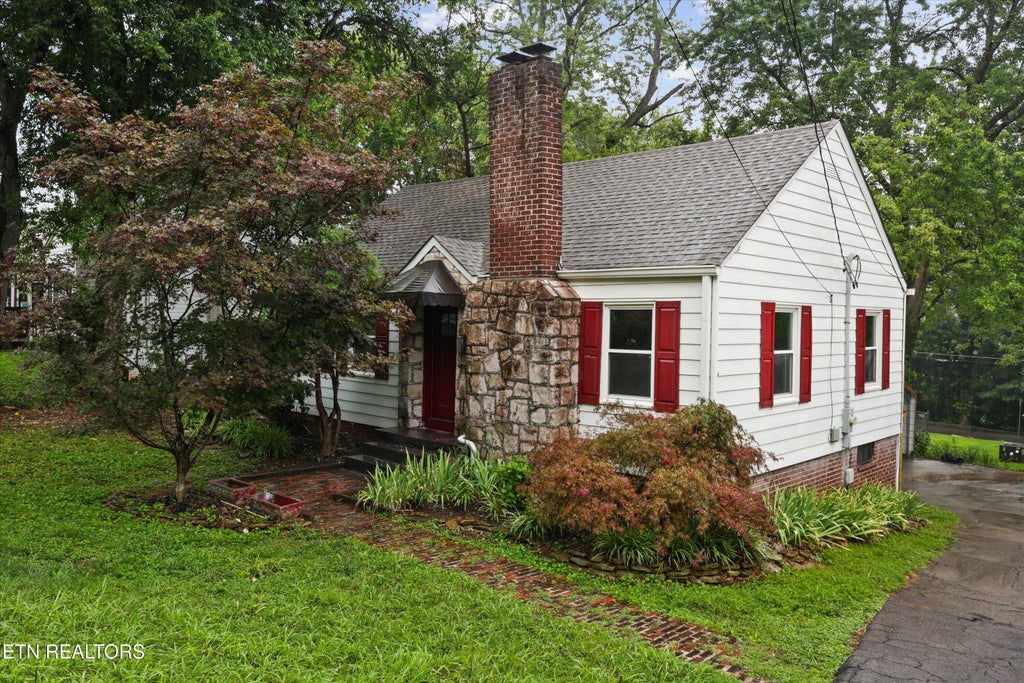 Photo of 1204 Morningside Ave, Maryville, TN 37804 (MLS # 1350519)