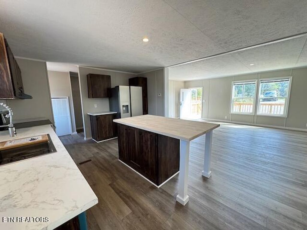 Photo of 218 Community Drive, Madisonville, TN 37354 (MLS # 1318203)