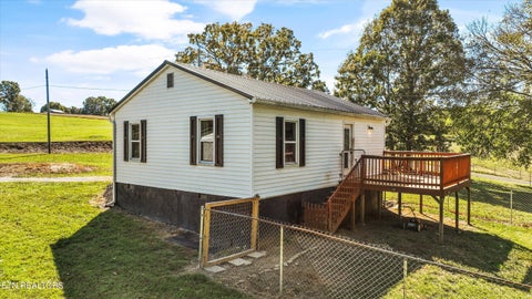 Tiny photo for 626 N White Pine Rd, Talbott, TN 37877 (MLS # 1359469)