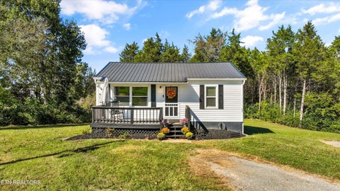 Photo of 626 N White Pine Rd, Talbott, TN 37877 (MLS # 1359469)
