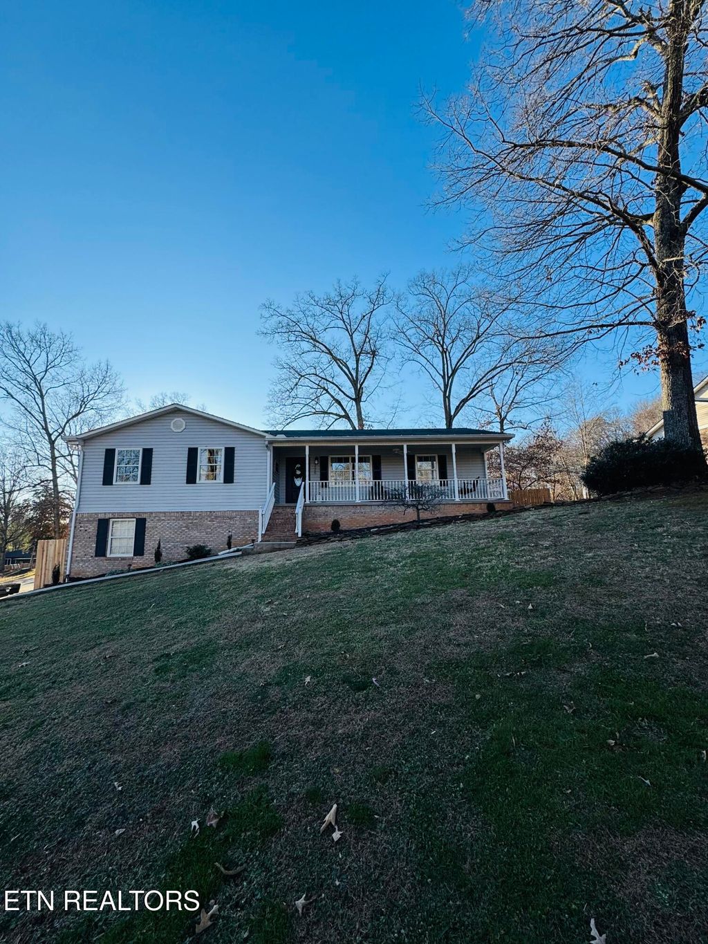 Photo of 226 Van Stowe Rd, Harriman, TN 37748 (MLS # 1324268)