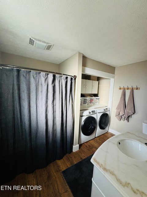 Tiny photo for 226 Van Stowe Rd, Harriman, TN 37748 (MLS # 1324268)