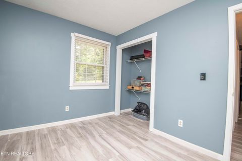 Tiny photo for 339 Cofer Circle, Harriman, TN 37748 (MLS # 1328314)