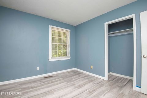 Tiny photo for 339 Cofer Circle, Harriman, TN 37748 (MLS # 1328314)