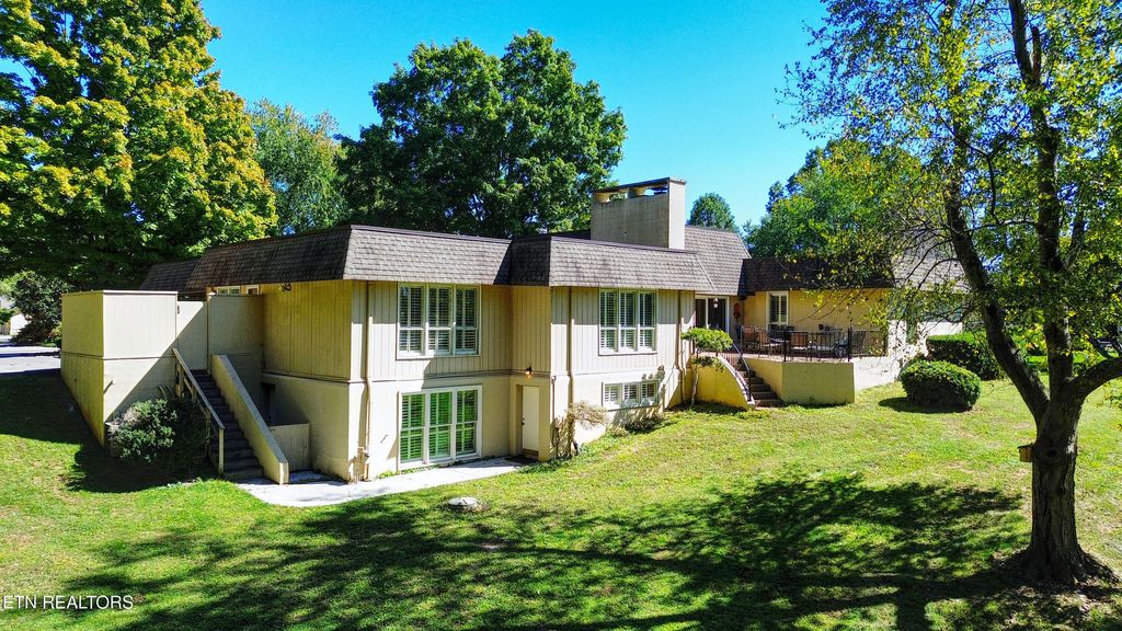 Photo of 12365 North Fox Den Drive, Farragut, TN 37934 (MLS # 1278735)