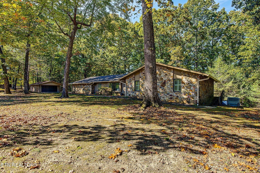 Photo of 167 Rendezvous Rd, Rockwood, TN 37854 (MLS # 1360551)