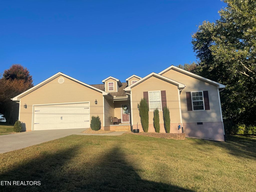 Photo of 114 Timber Ridge Drive, Madisonville, TN 37354 (MLS # 1280468)