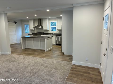 Tiny photo for 3114 Browning Ave, Knoxville, TN 37921 (MLS # 1323693)