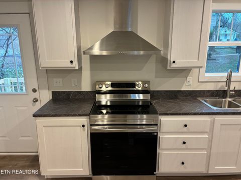 Tiny photo for 3114 Browning Ave, Knoxville, TN 37921 (MLS # 1323693)