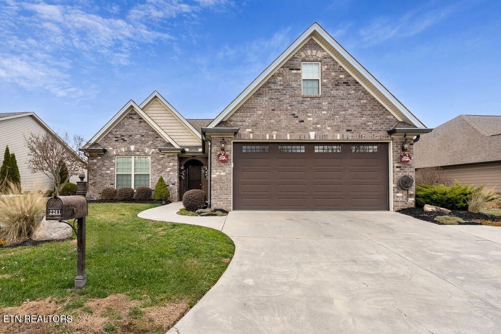 Photo of 2241 Boulder Crest Lane, Sevierville, TN 37876 (MLS # 1325543)