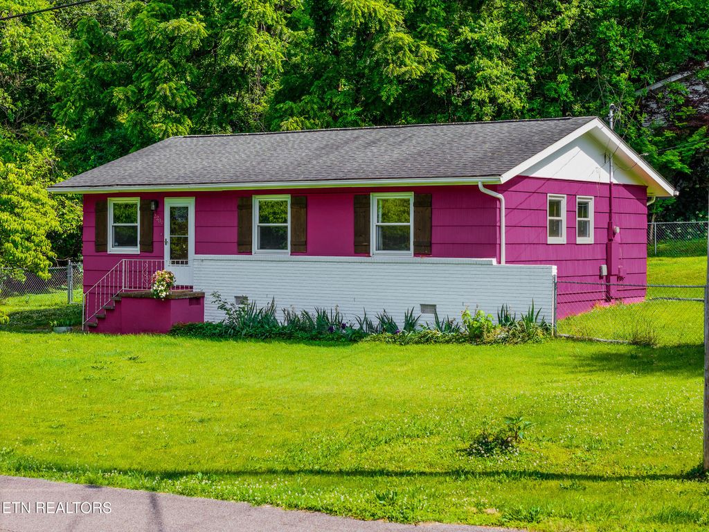 Photo of 2200 Sylvania Ave, Knoxville, TN 37920 (MLS # 1340869)