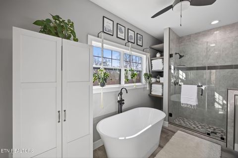 Tiny photo for 323 Riverview Drive, Crossville, TN 38555 (MLS # 1323794)