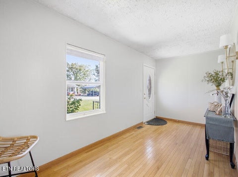 Tiny photo for 214 Long Drive, Harriman, TN 37748 (MLS # 1358319)
