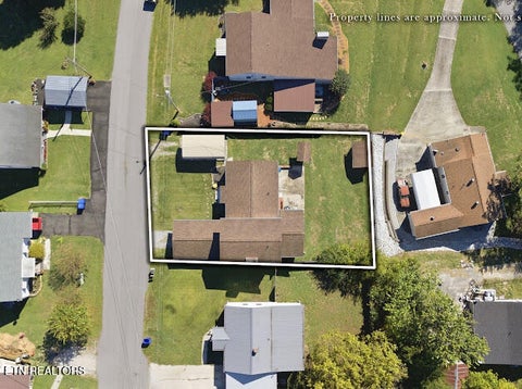 Tiny photo for 214 Long Drive, Harriman, TN 37748 (MLS # 1358319)