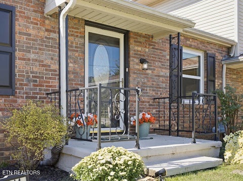 Tiny photo for 214 Long Drive, Harriman, TN 37748 (MLS # 1358319)